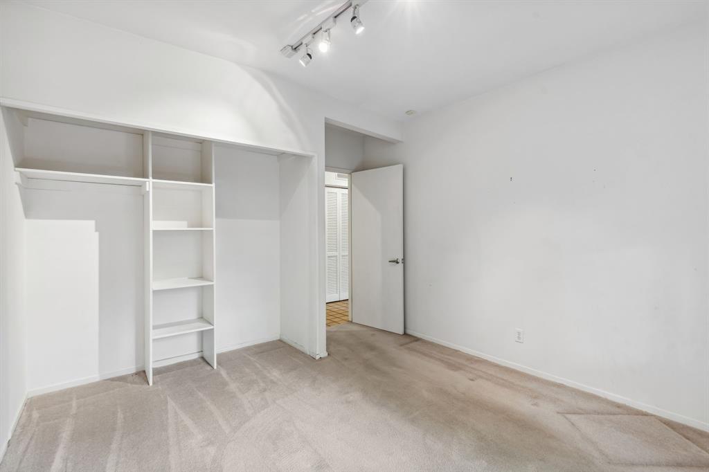 Royal Spgs Estates - Residential Lease