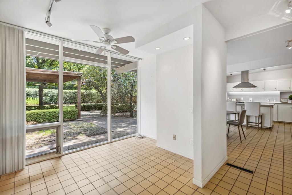 Royal Spgs Estates - Residential Lease