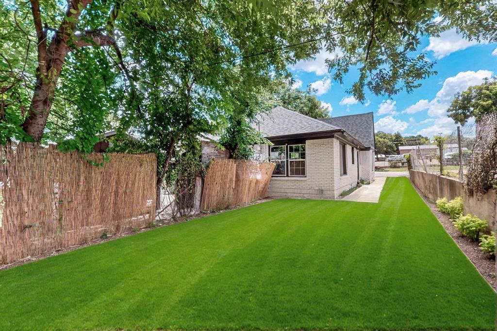 Oak Cliff Original Town Of - Residential Lease