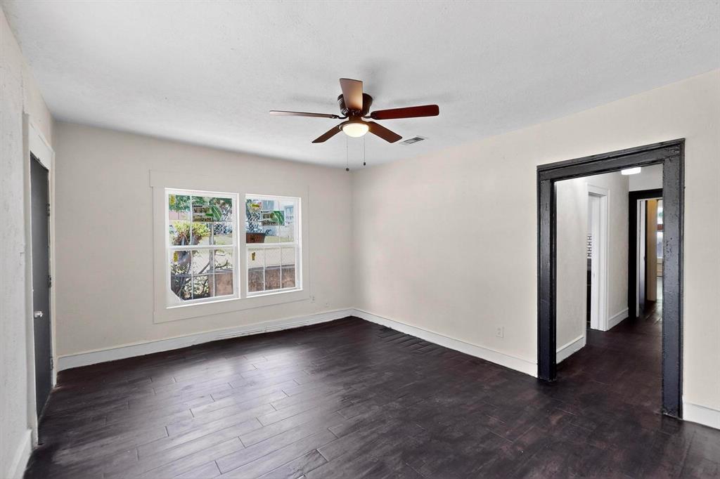 Oak Cliff Original Town Of - Residential Lease