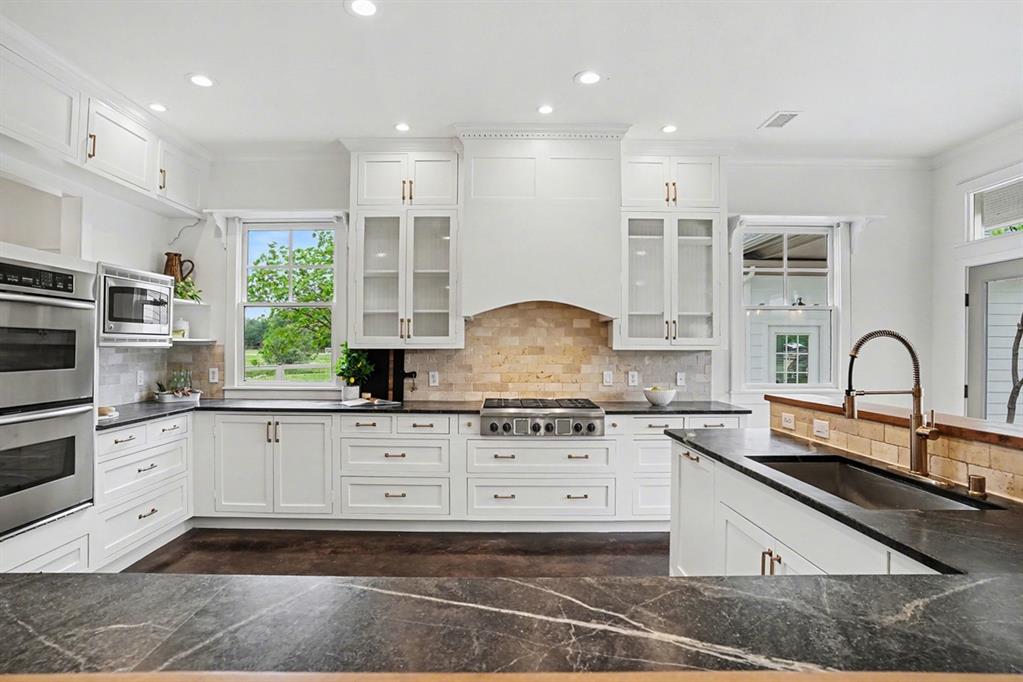 3923 Ranch Estates Circle
