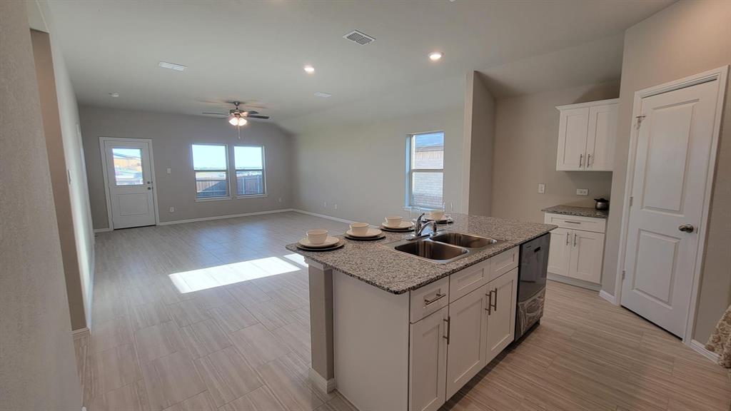 9429 MINT HILL Drive