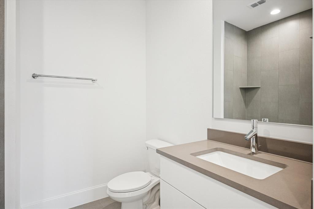 Addison Grove - Residential