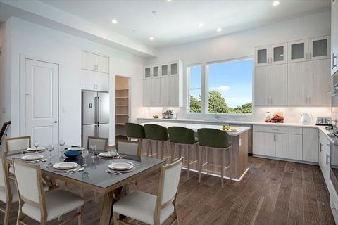 4066 Oak Circle Addison TX 75001