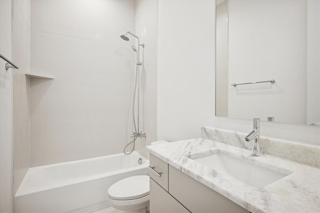 Addison Grove - Residential