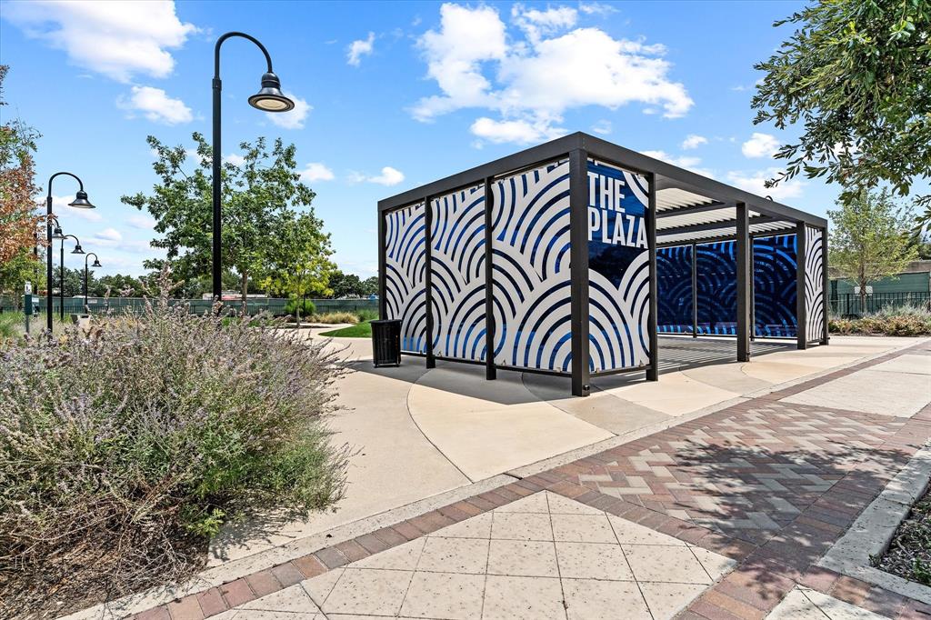 Addison Grove - Residential