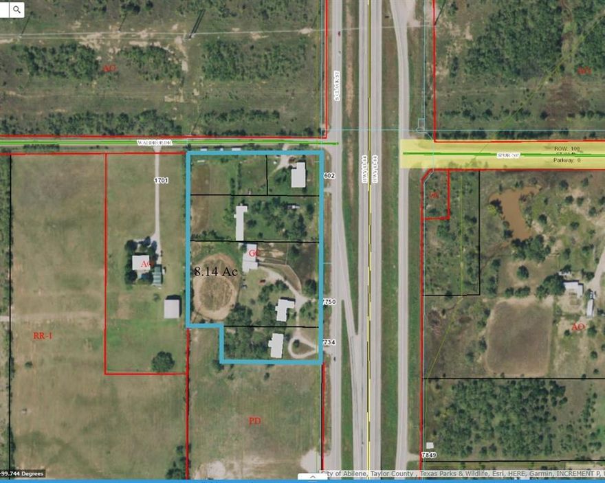Commercial Corner on Hwy 83.84 in Prime Location.  The parent tract is 8 Acres and can be subdivided as needed.  Zoned General Commercial.  House on the property is vacant and ready for a rental occupancy or demolition.
