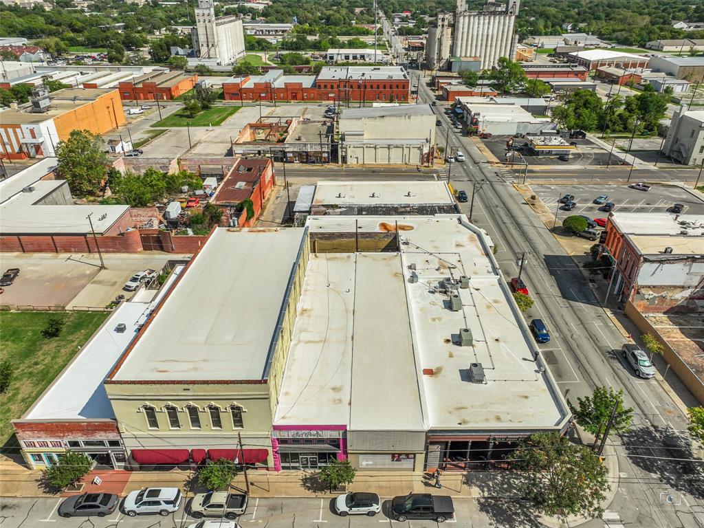 109-111 N Travis Street
