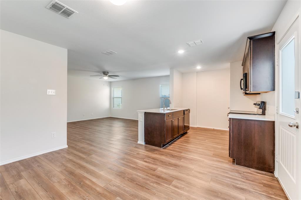 Villas Prairie Crk Add - Residential