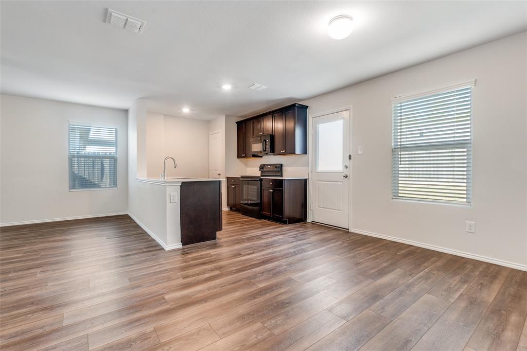 Villas Prairie Crk Add - Residential