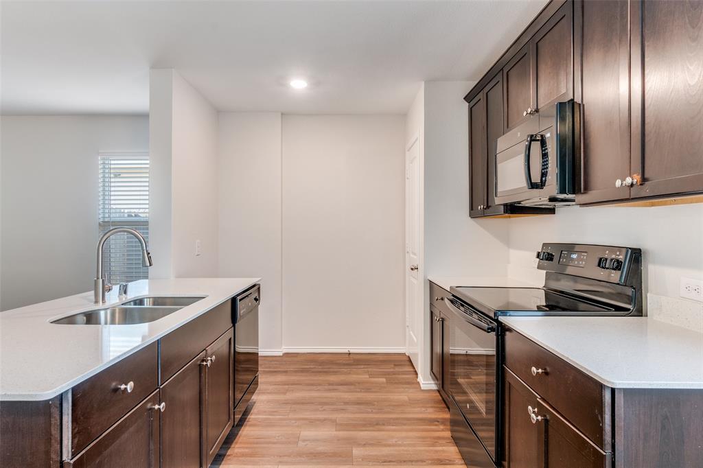 Villas Prairie Crk Add - Residential