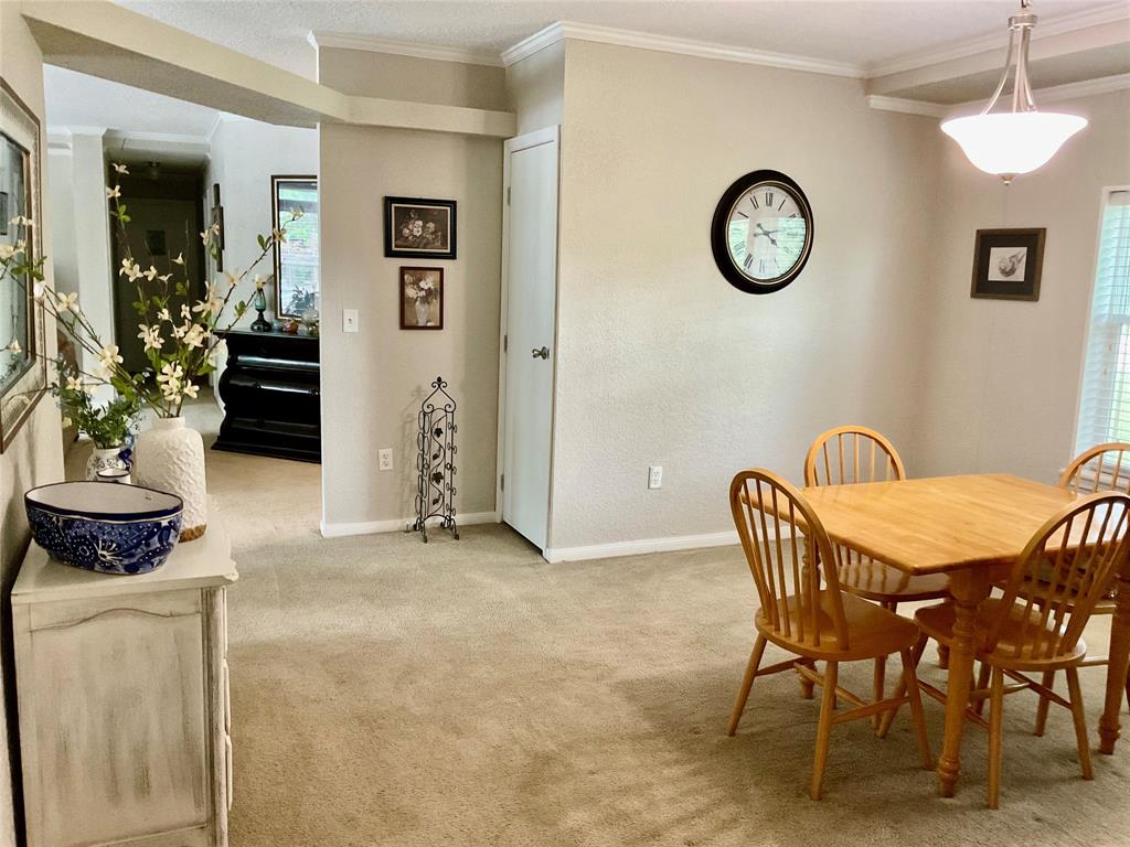 Falcon Crest - Residential