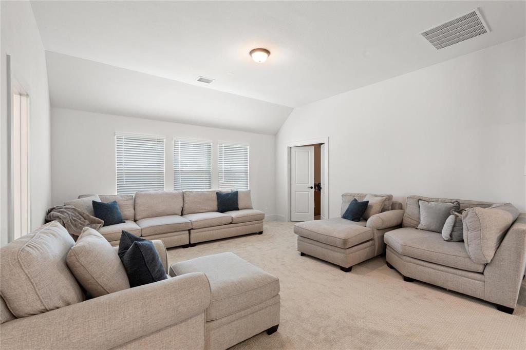 HIDDEN LAKES ESTATES - Residential