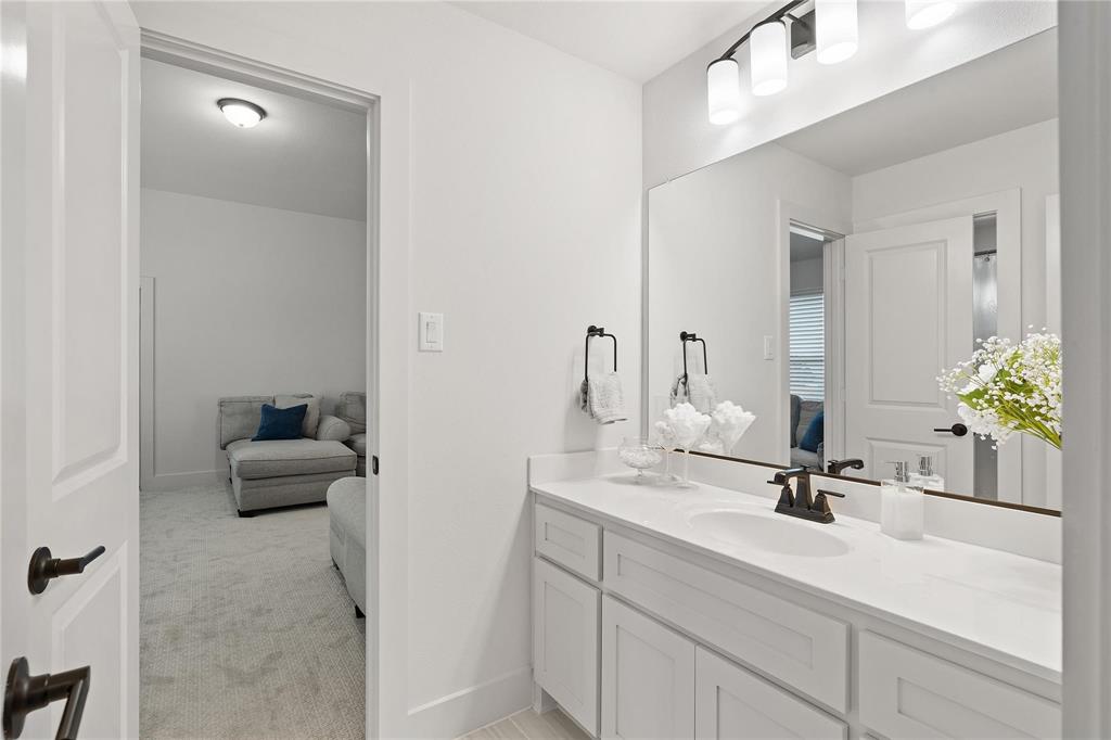HIDDEN LAKES ESTATES - Residential