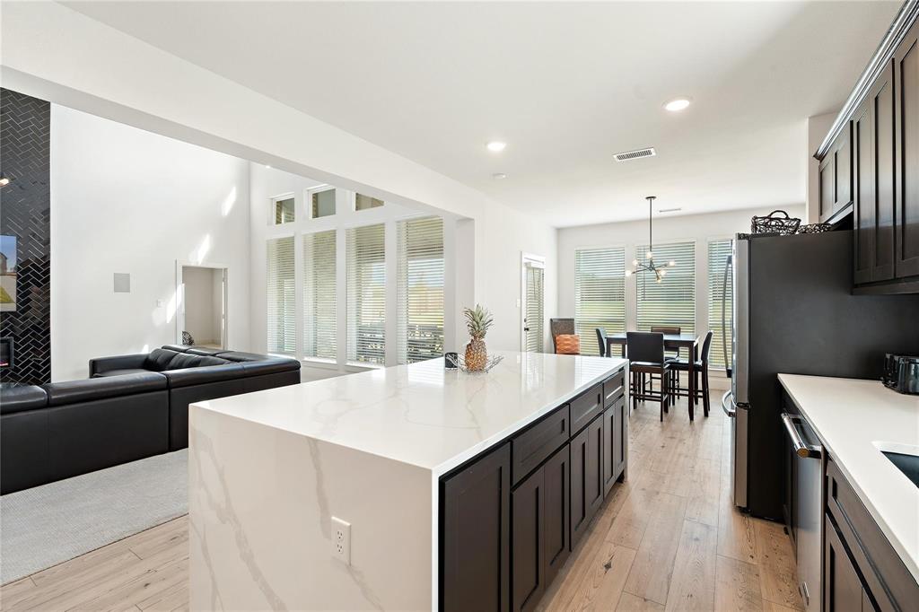 HIDDEN LAKES ESTATES - Residential