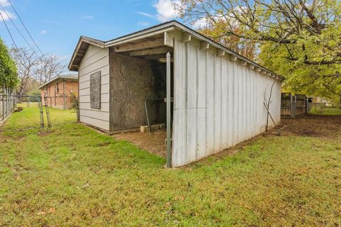 A home in Cleburne