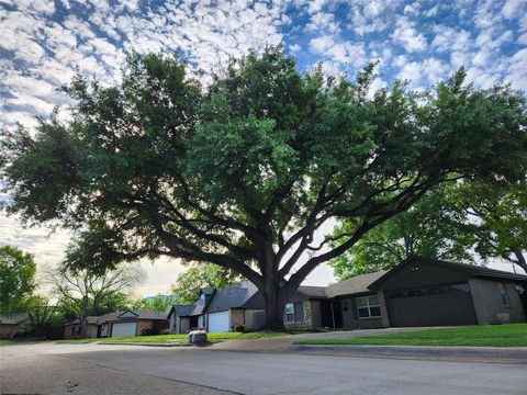 2822 Sunny Hill Lane Farmers Branch TX 75234