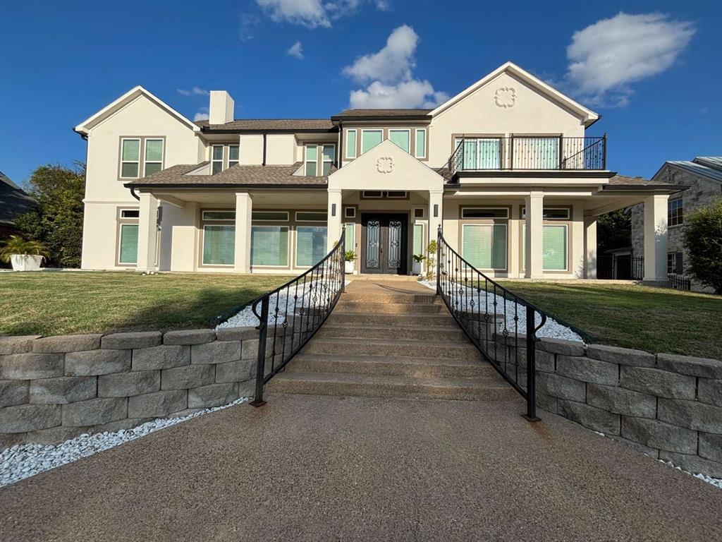 2309 Lafayette Drive