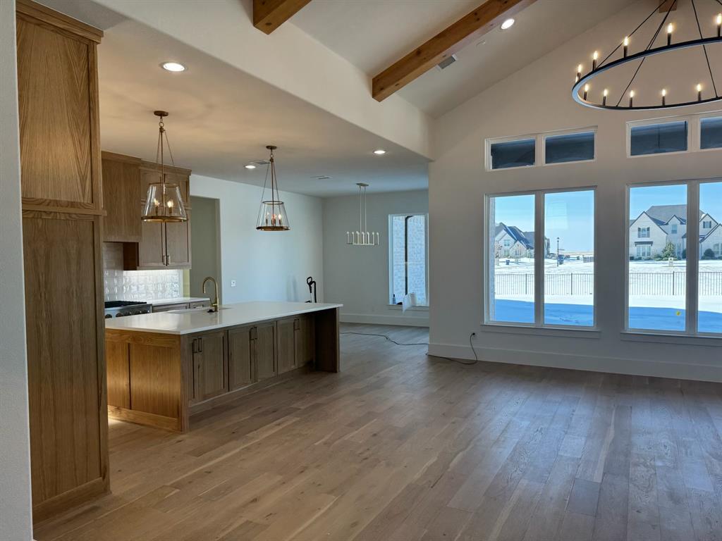 1715 Eagle Glen Pass