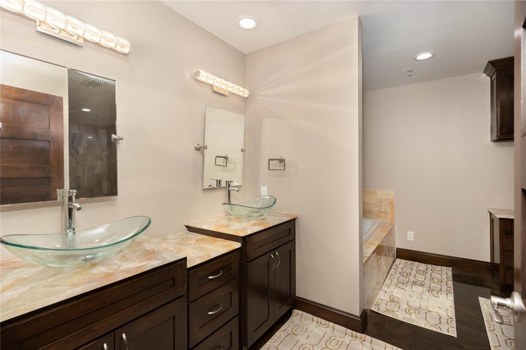 The Cascades - Residential