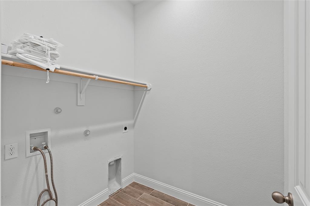 Morningstar Ph 4 Sec 8 - Residential