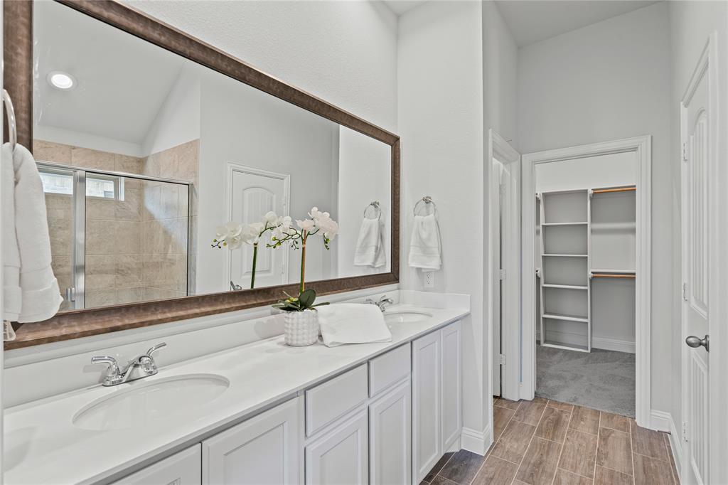 Morningstar Ph 4 Sec 8 - Residential