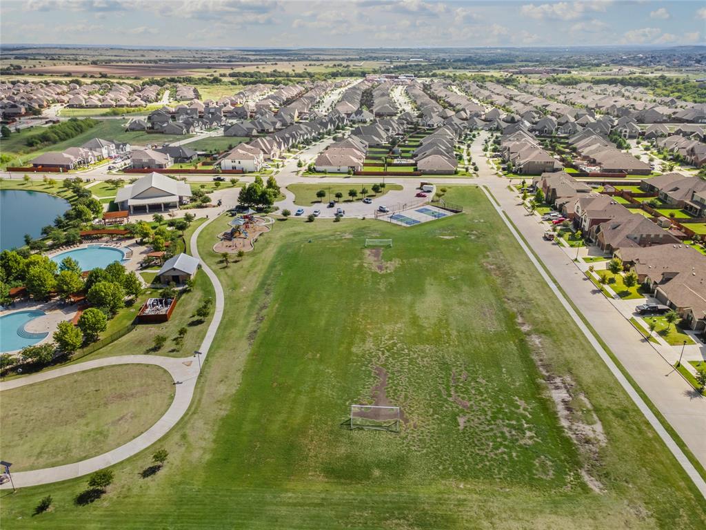 Morningstar Ph 4 Sec 8 - Residential