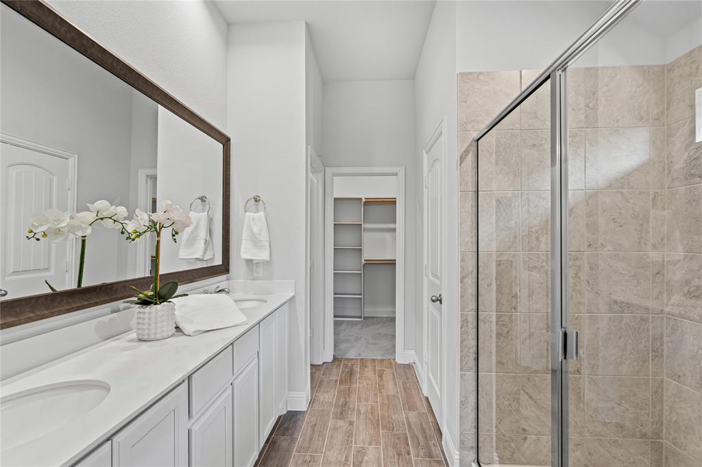 Morningstar Ph 4 Sec 8 - Residential