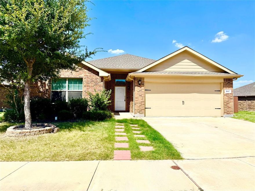Welcome to 240 Crowfoot Drive in Fort Worth! This 4-bedroom, 2-bath home offers 1,772 sq ft of comfortable living with an open floor plan and spacious walk-in closets. Built in 2018, it features a covered patio that backs to a peaceful greenbelt, perfect for relaxing or entertaining. Located in the desirable Bar C Ranch community with access to a pool, parks, and top-rated schools, this home also includes a 2-car garage and thoughtful upgrades throughout.