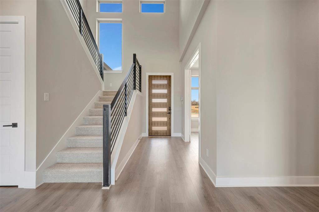 2305 Northshore Trail