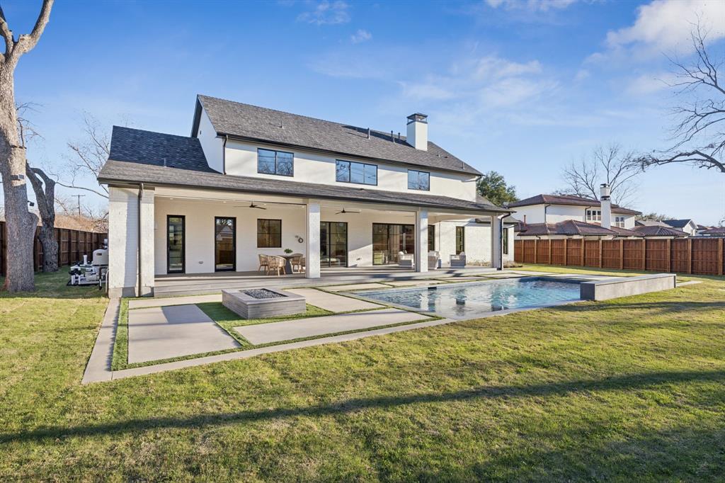 FOREST HILLS - Residential