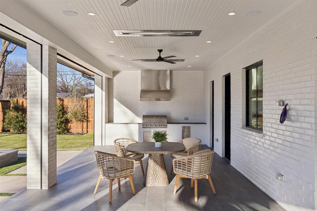 FOREST HILLS - Residential