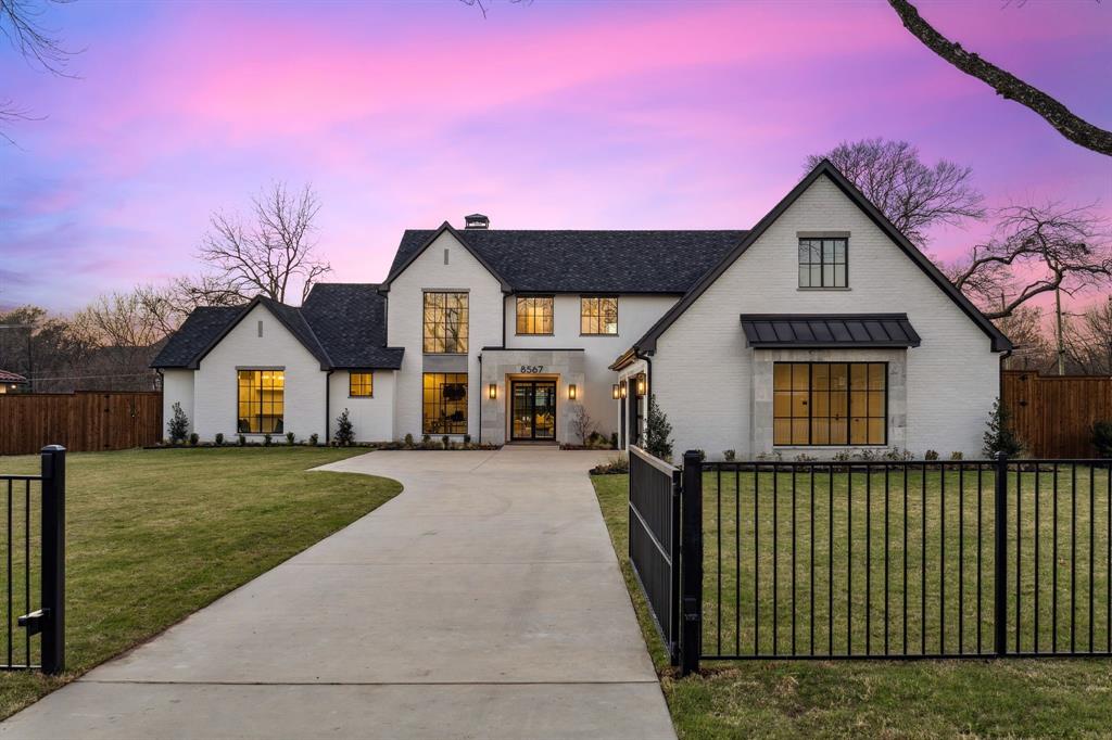 FOREST HILLS - Residential