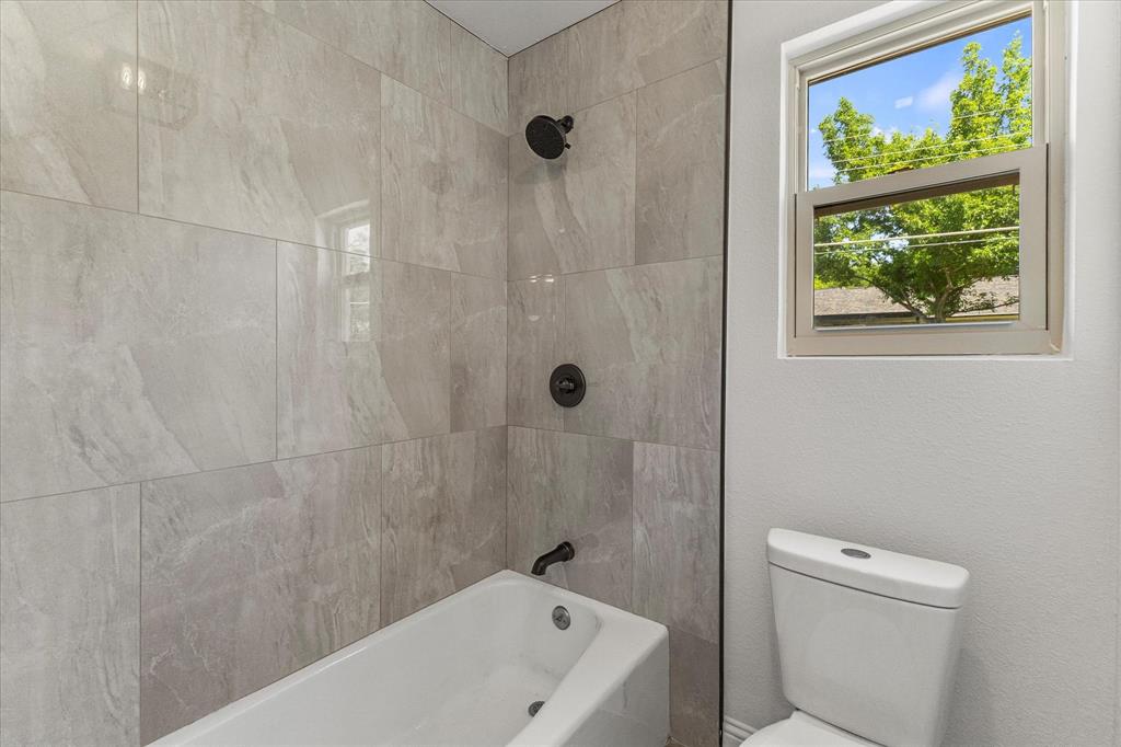 Braeburn Glen - Residential