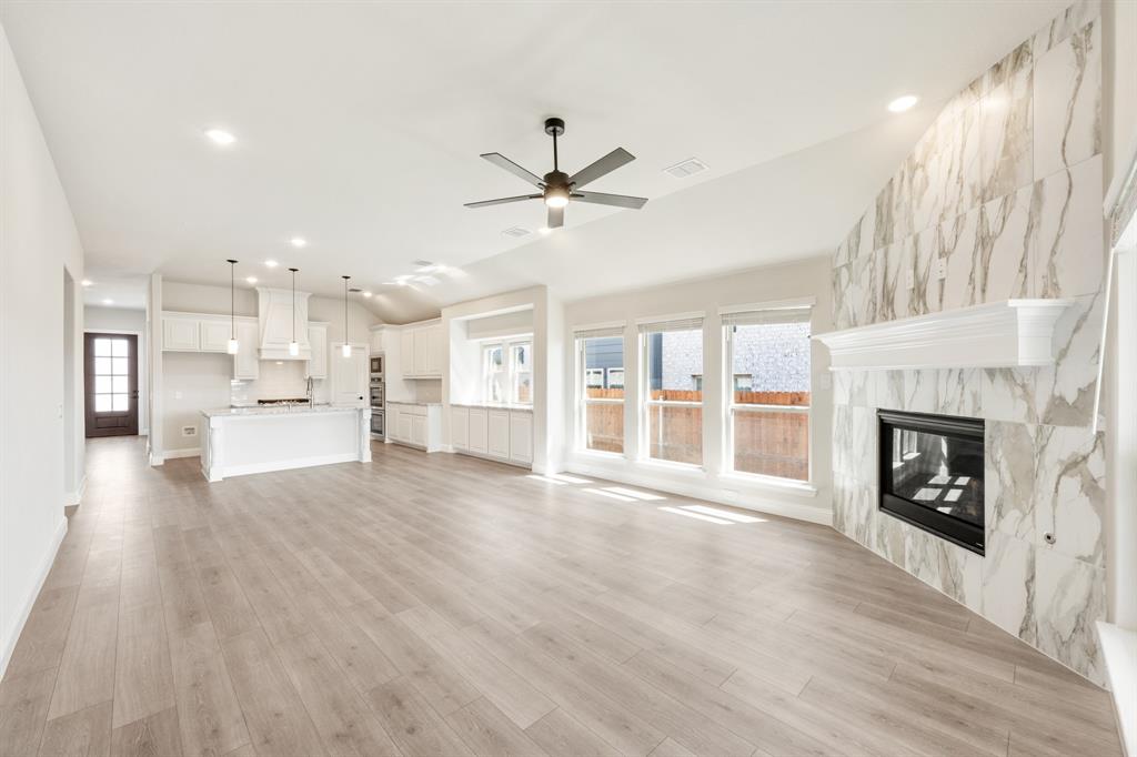 The Lakes at Parks of Aledo - Residential