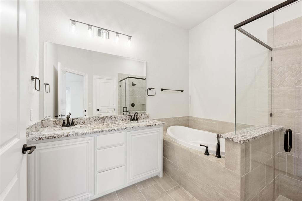 The Lakes at Parks of Aledo - Residential