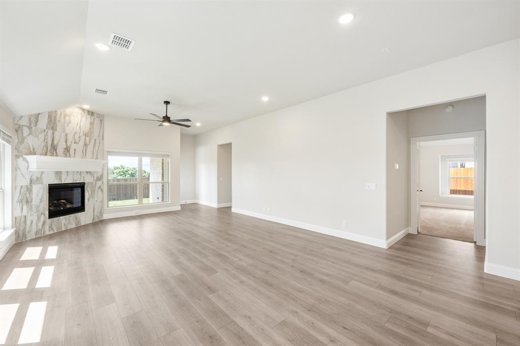The Lakes at Parks of Aledo - Residential