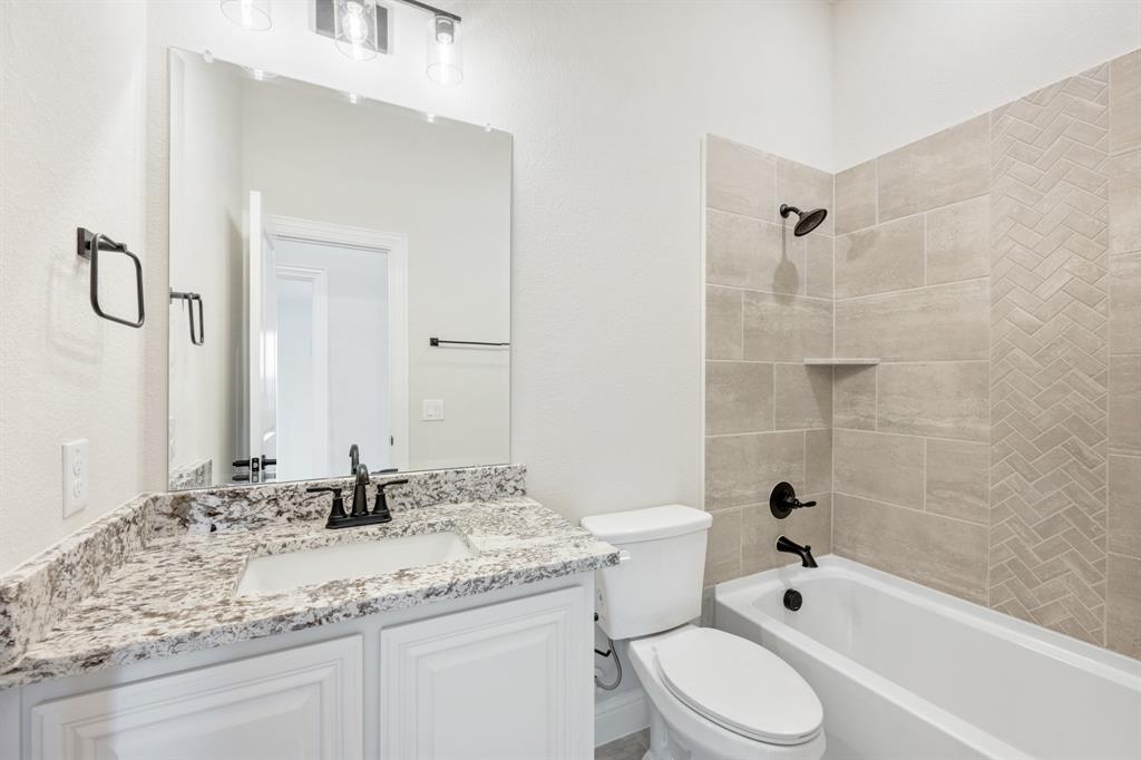 The Lakes at Parks of Aledo - Residential