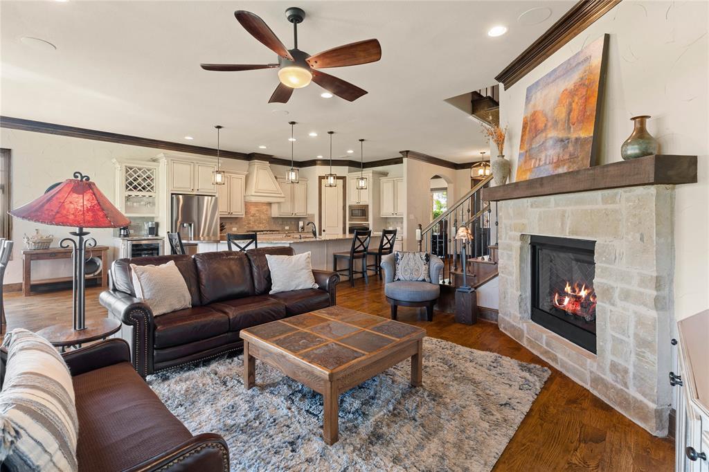 293 Harborview Drive