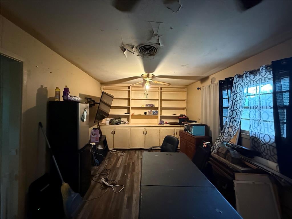2324 Oak Cliff Drive