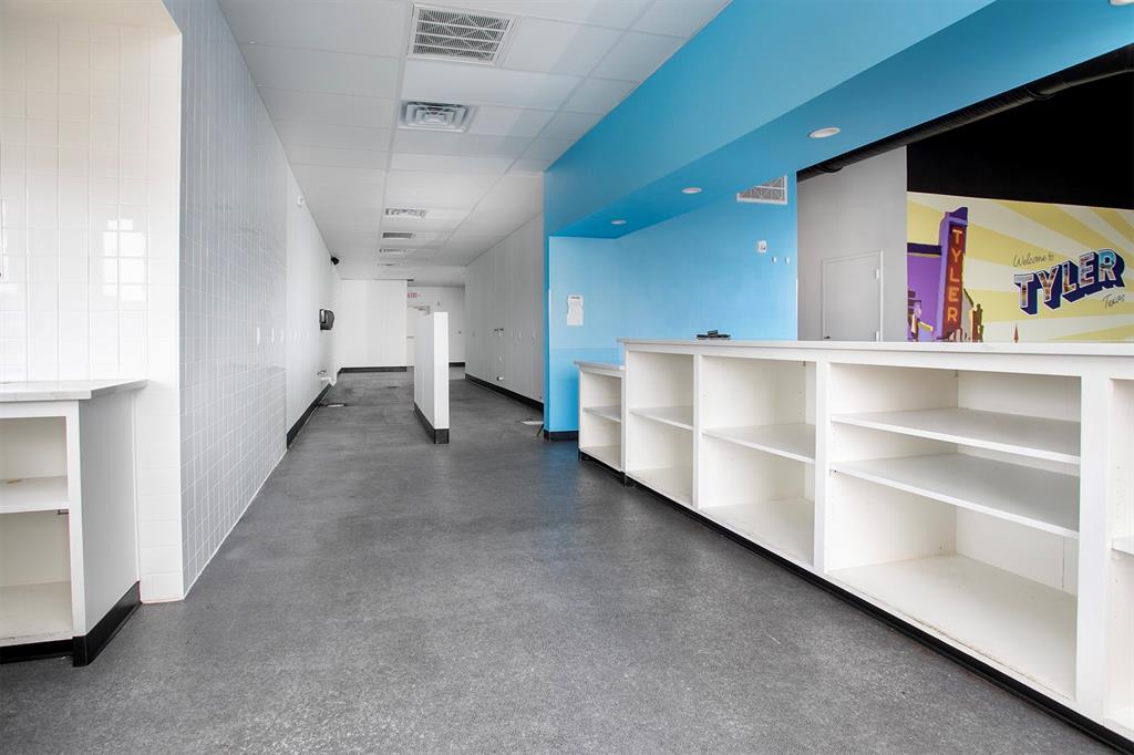 na - Commercial Lease