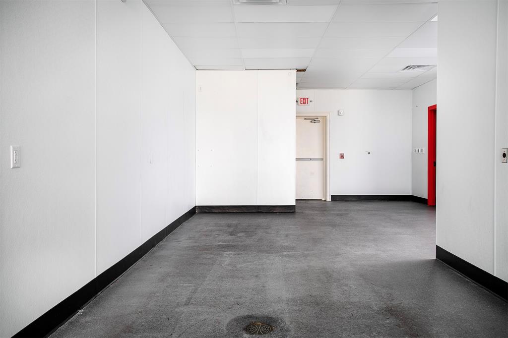 na - Commercial Lease