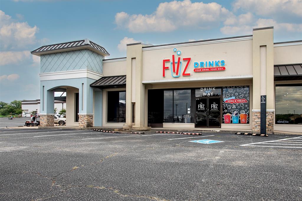 na - Commercial Lease