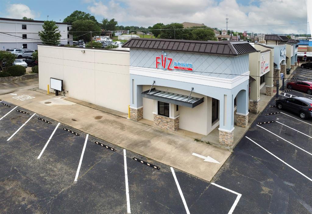 na - Commercial Lease