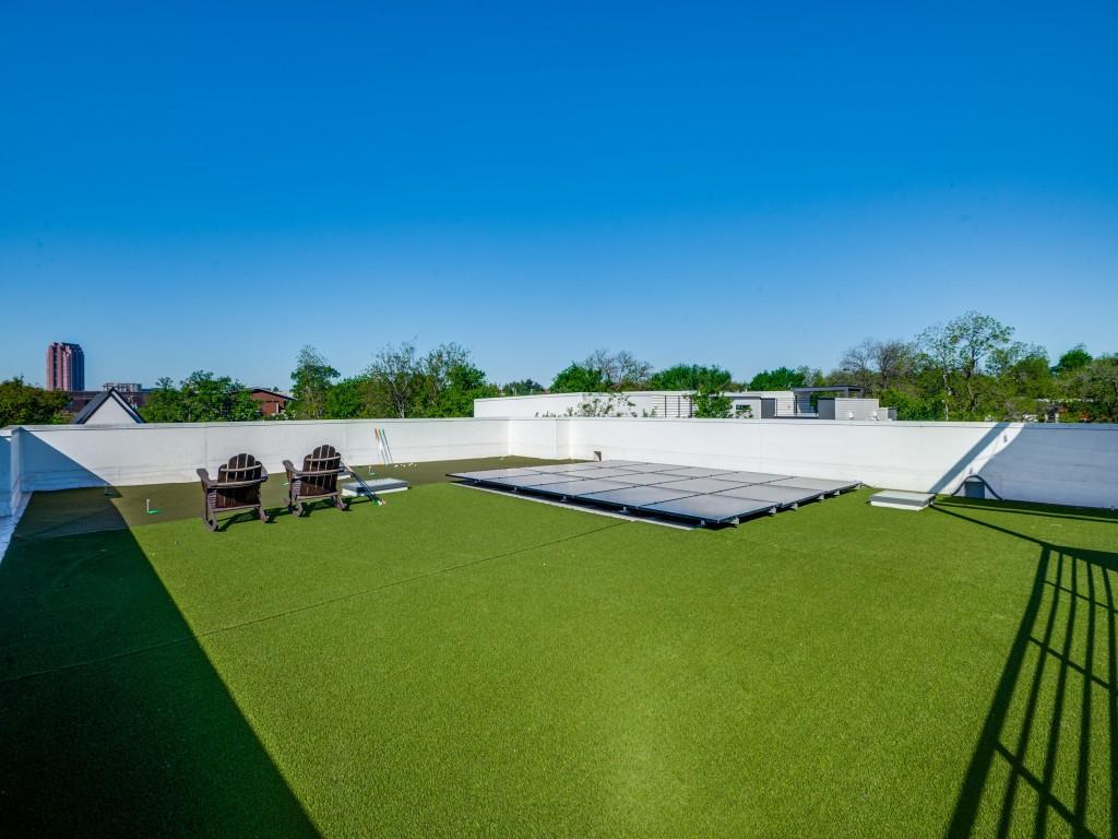 Henderson Ave - Residential