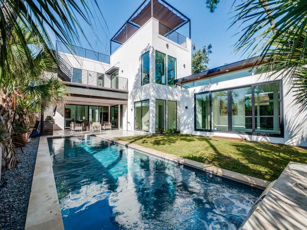 Henderson Ave - Residential