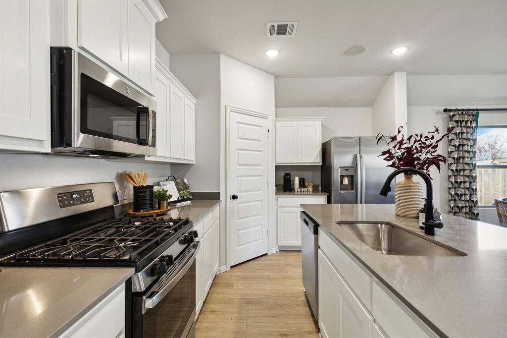 Rolling Ridge - Residential