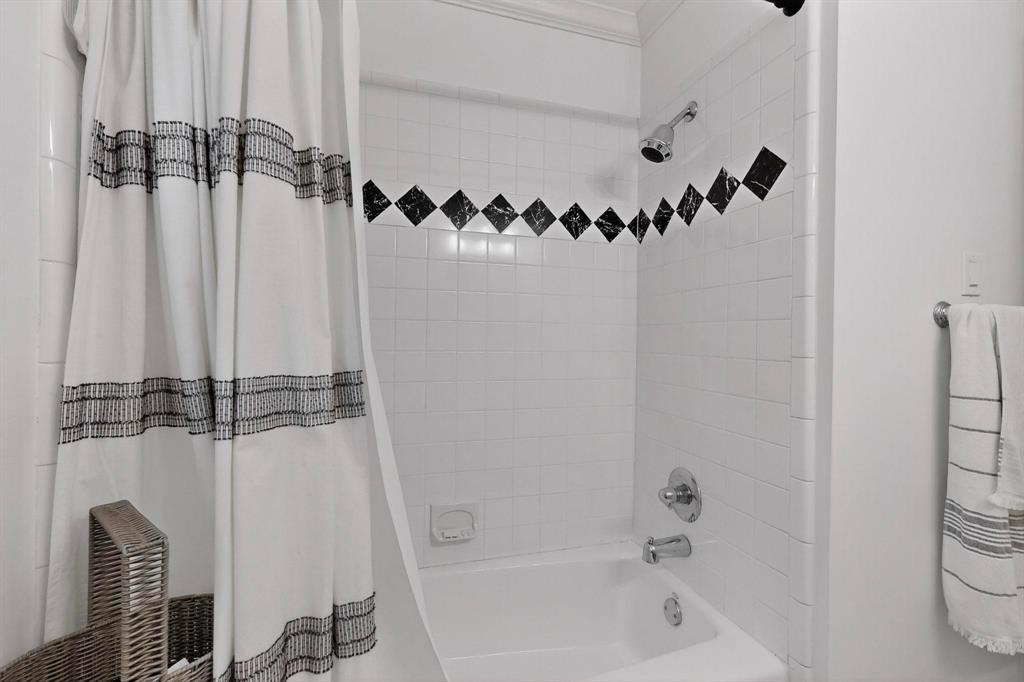 Caruth Hills 04 Instl - Residential