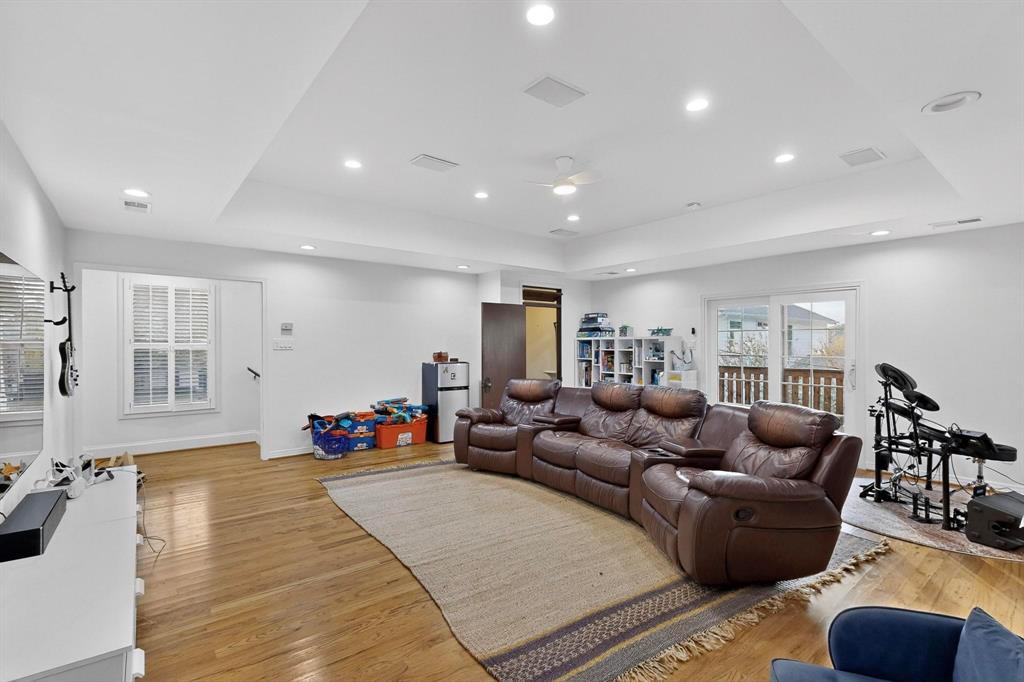 Caruth Hills 04 Instl - Residential