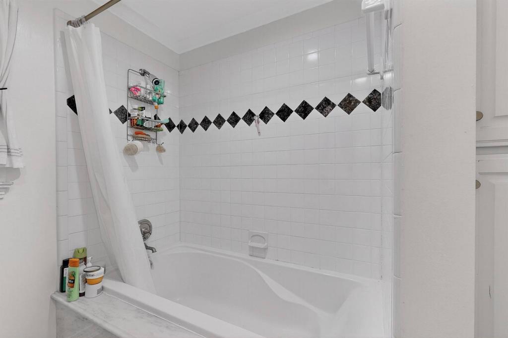 Caruth Hills 04 Instl - Residential